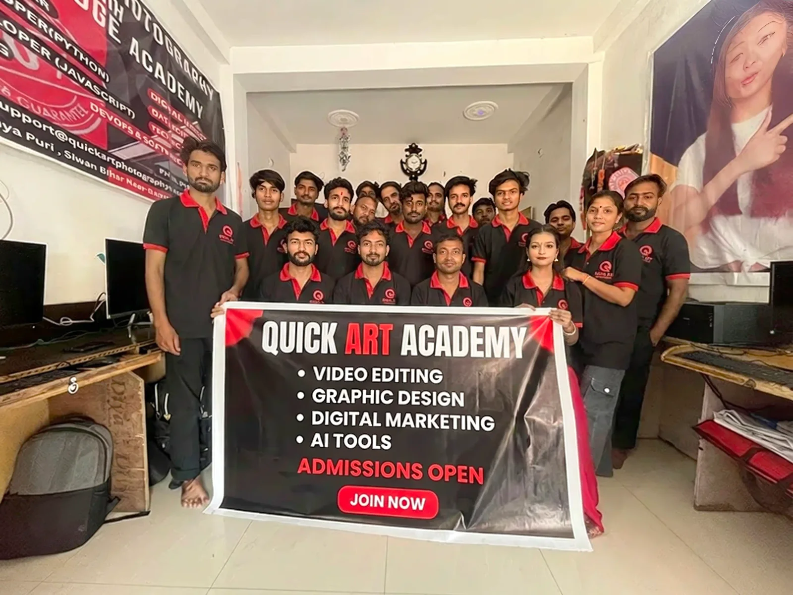 Quick Art Academy students and mentors together